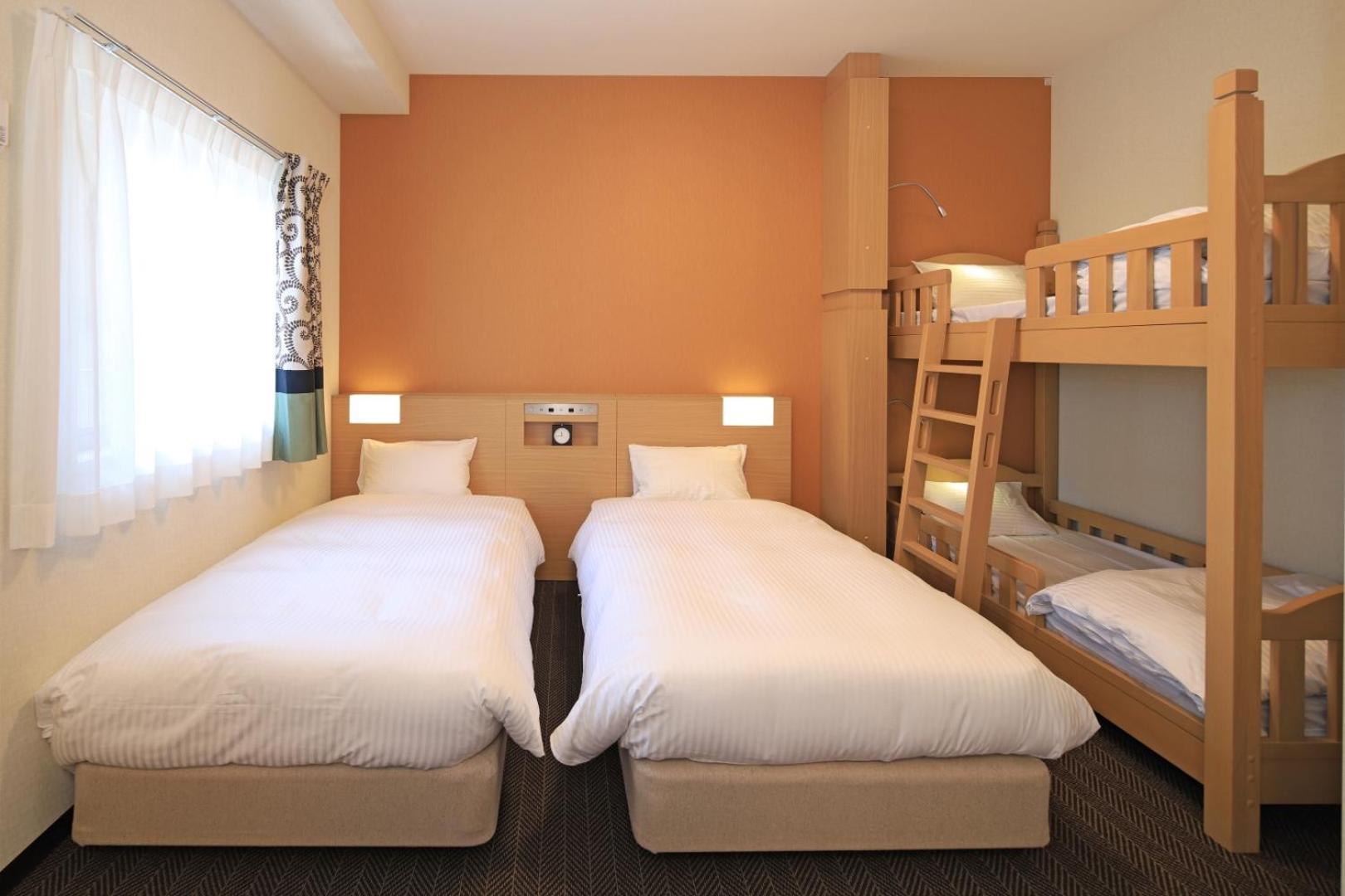 Nest&Rise Osaka Namba Hotel מראה חיצוני תמונה
